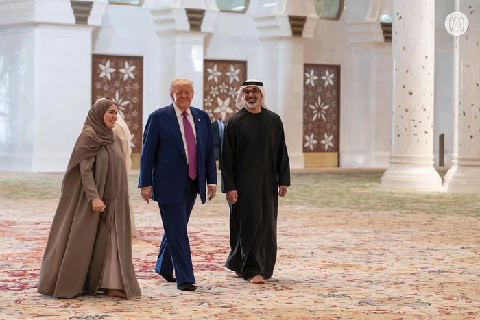 Trump di Masjid Sheikh Zayed: Momen Langka & Bersejarah