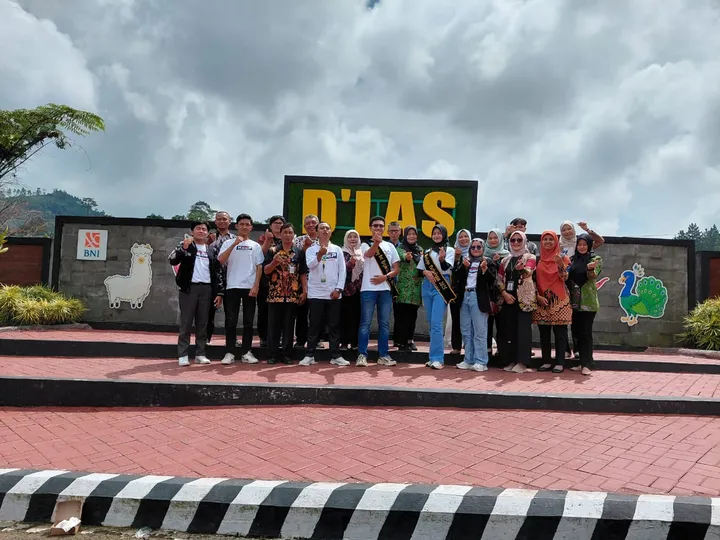 UMKM & Pariwisata Desa Serang: Inggris Lancar, Raih Sukses Global