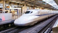 Ular Ganggu Shinkansen Jepang: Kereta Cepat Terlambat!