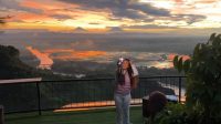 Zita Anjani: Sunrise Spektakuler di Geopark Kebumen, Sagara View