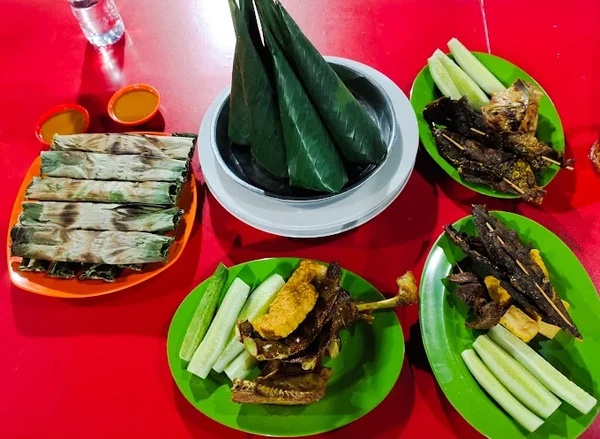 7 Kuliner Lezat: Rekomendasi Makan Usai CFD Sudirman-Thamrin