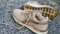Hilangkan Bau Sepatu: 8 Tips Ampuh & Pencegahannya