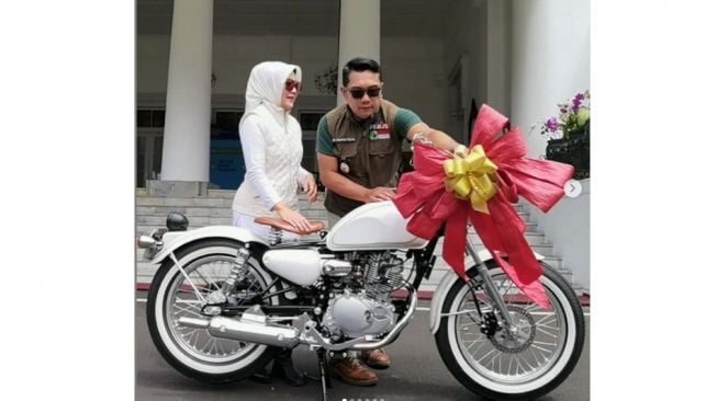 Kawasaki W175: Ridwan Kamil Ungkap Rahasia Pernikahan Harmonis, Hindari Perselingkuhan