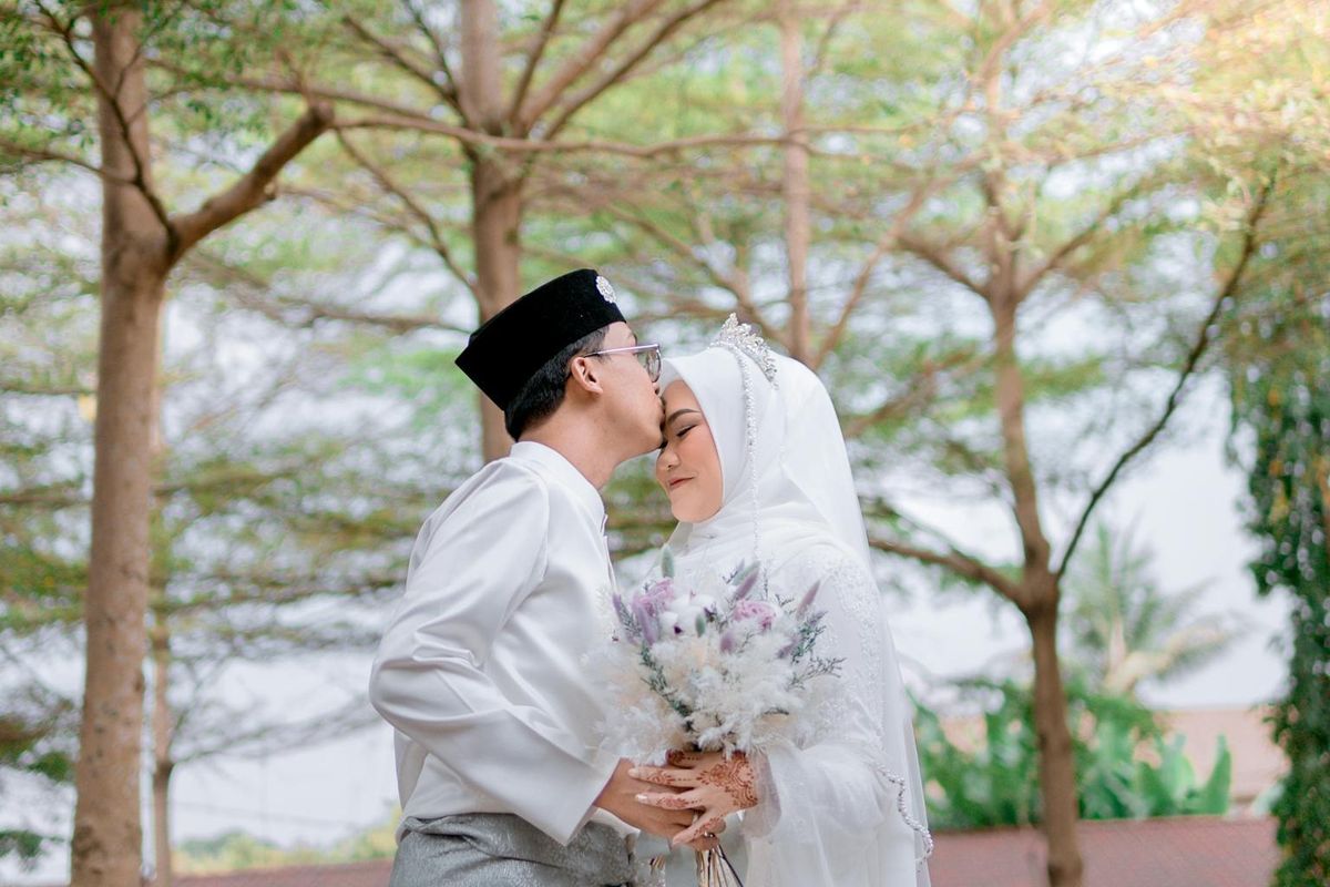 Rahasia Menabung Nikah? Gaji Kecil, Mimpi Besar Terwujud