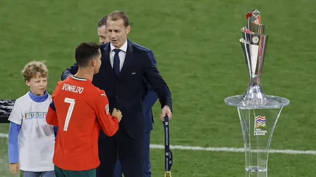 Ronaldo Menangis Haru: Portugal Juara UEFA Nations League