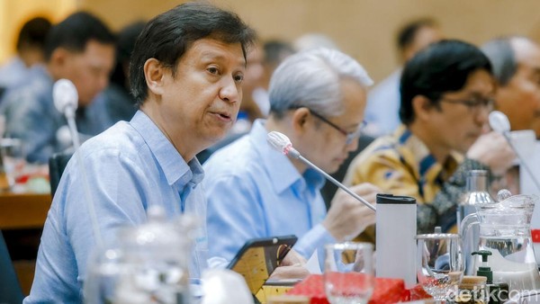 Sakit Gigi Merajalela? Menkes Dorong Kurikulum Kesehatan Gigi Sekolah