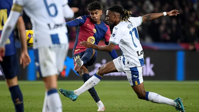 Tiga Pemuda Eropa: Kisah Viral Dua Pekan Terakhir