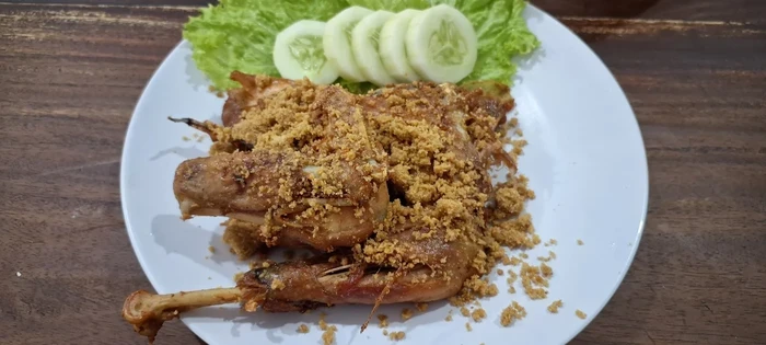 Tzuyang Ratu Mukbang: Ayam Goreng Widuran Pengajian Istimewa